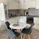 Cityapartment Direkt Am Hafen * Friedrichshafen