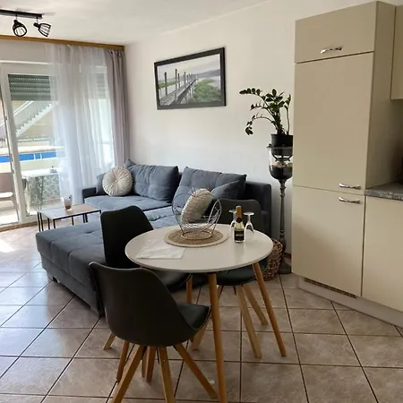 Апартаменты Cityapartment Direkt Am Hafen *