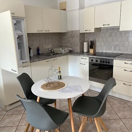 Cityapartment Direkt Am Hafen * Friedrichshafen